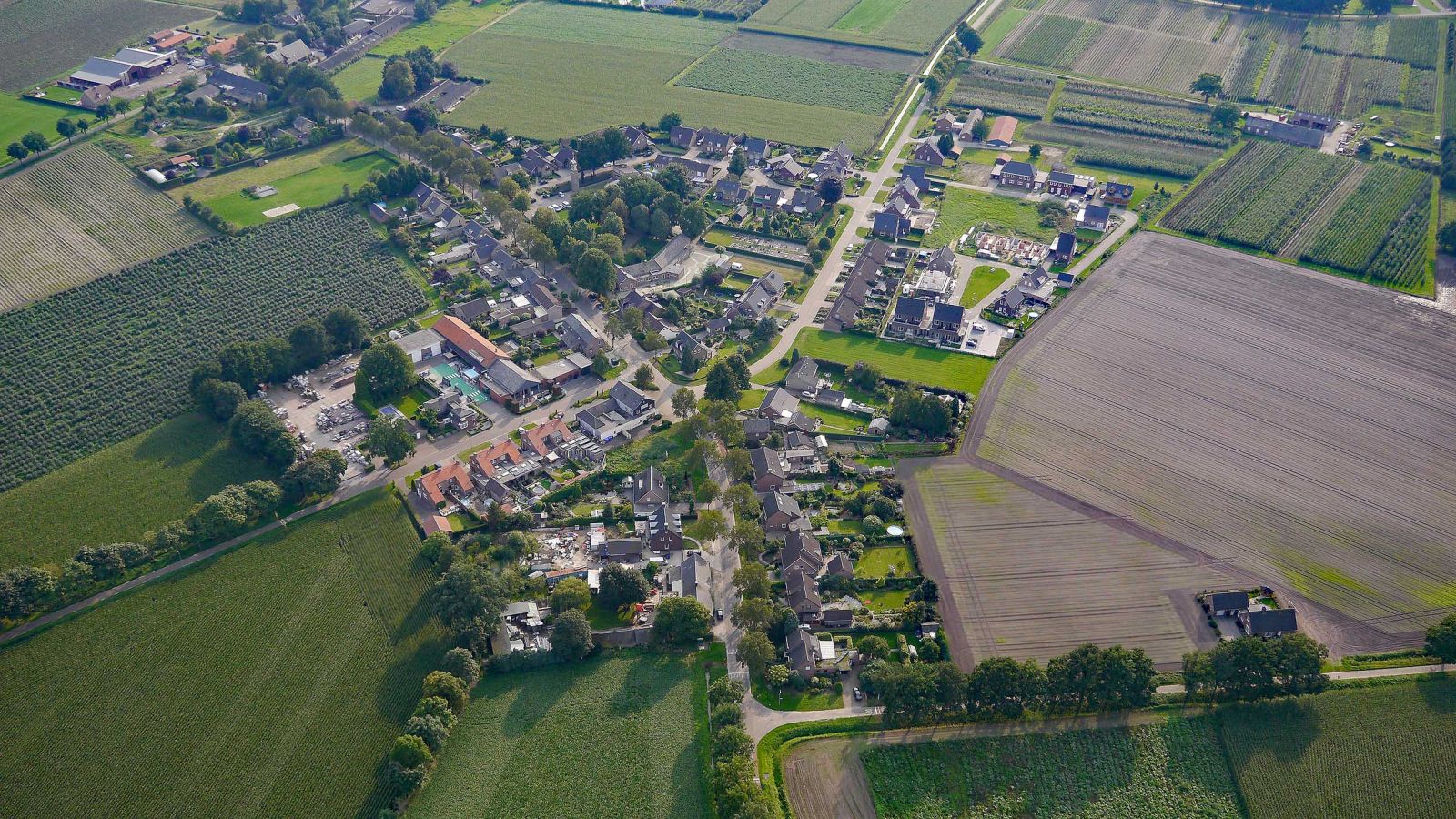Luchtfoto van de wijk Heide