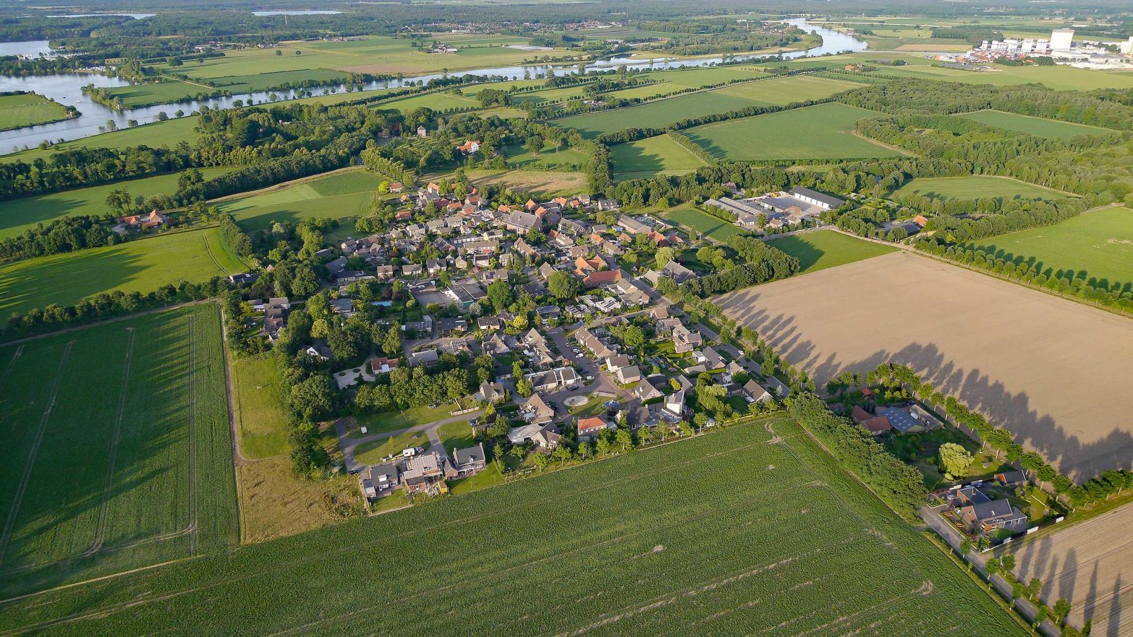 Luchtfoto van de wijk Geijsteren